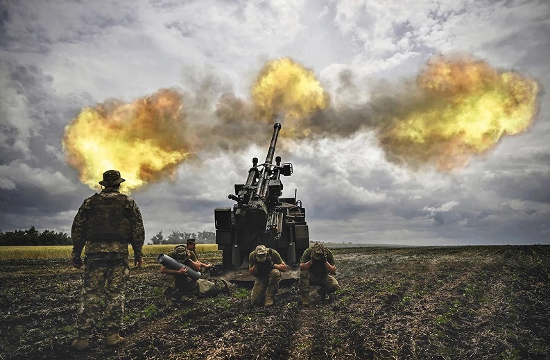 Ukraine war: Kyiv attacked by 'kamikaze drones'